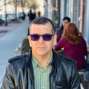 Meet your Posher, Javier